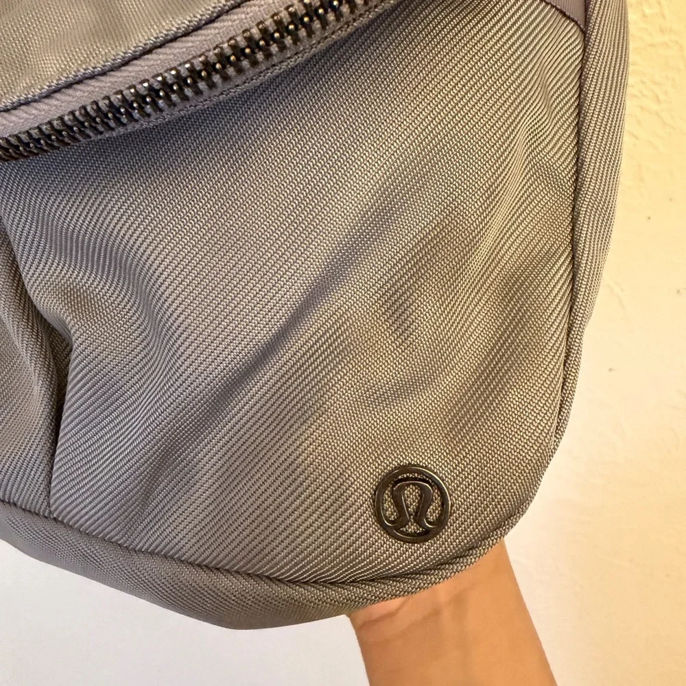 Lululemon all night festival Bag